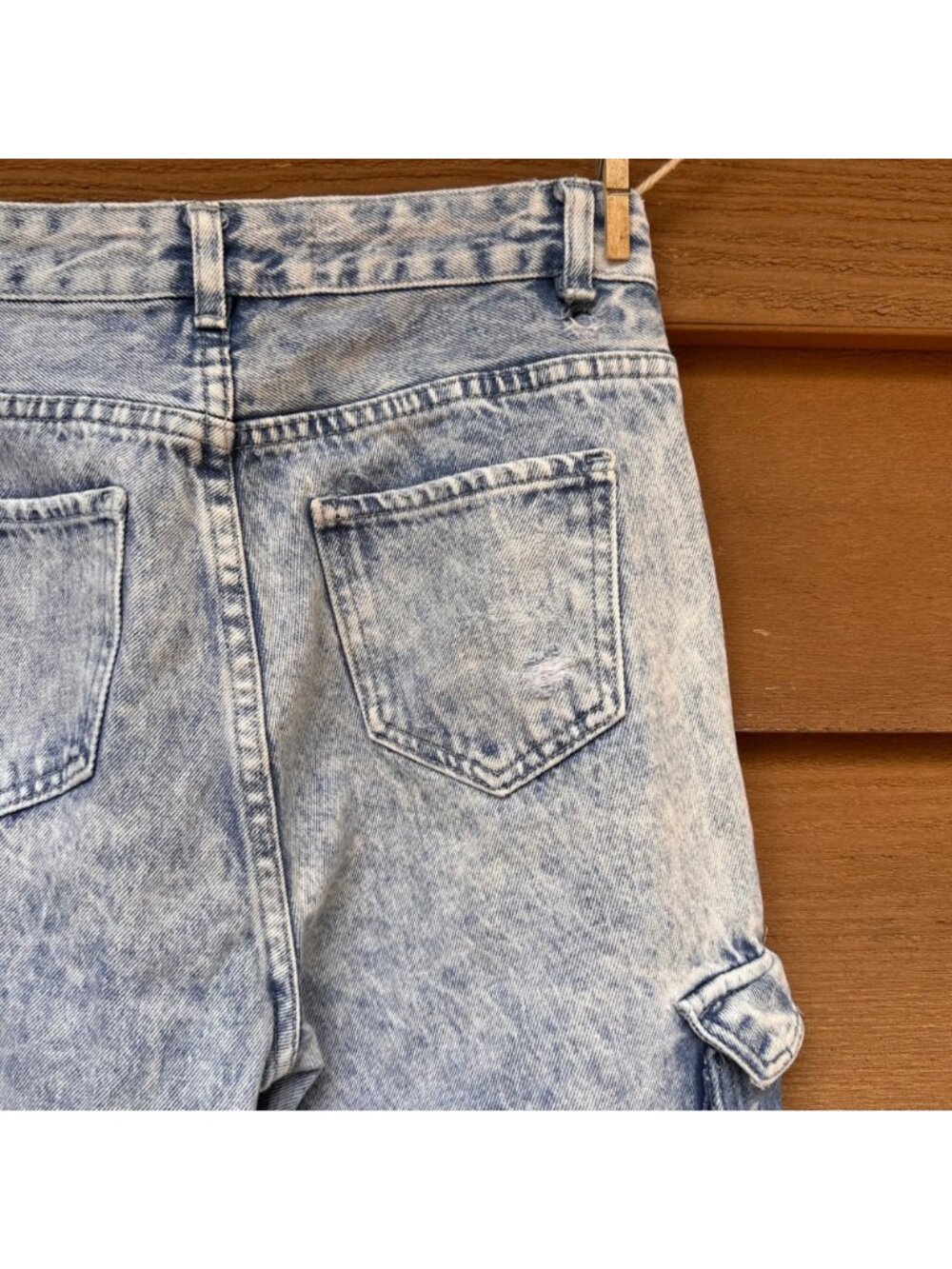 Distressed Acid Wash Denim Cargo Jogger Pants With Elastic Hem And Multiple Pock - Picture 11 of 13